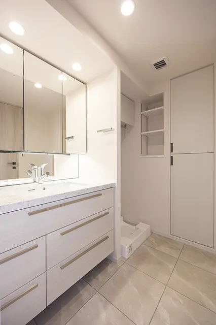Park Homes Bunkyo Hakusan Hill Terrace - Interior - ["Flooring", "Interior design", "Wall"]