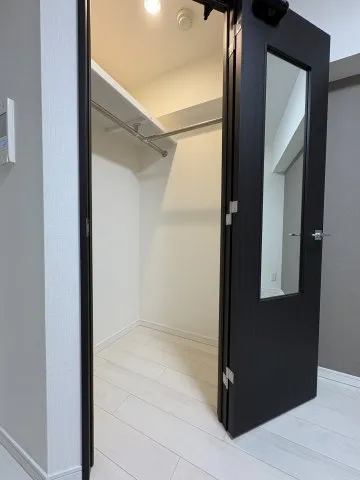 KDX Residence Toyosu - Interior - ["Wood", "Flooring", "Floor"]