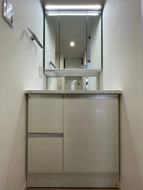 Milia Residence Nihonbashi Ningyocho II - Interior - ["Flooring", "Interior design", "Lighting"]