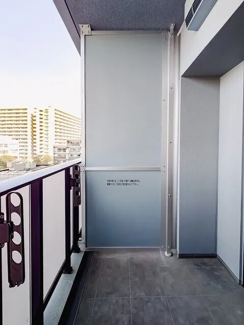 Brookside Residence Kiba - Interior - ["Glass", "Composite material", "Apartment"]