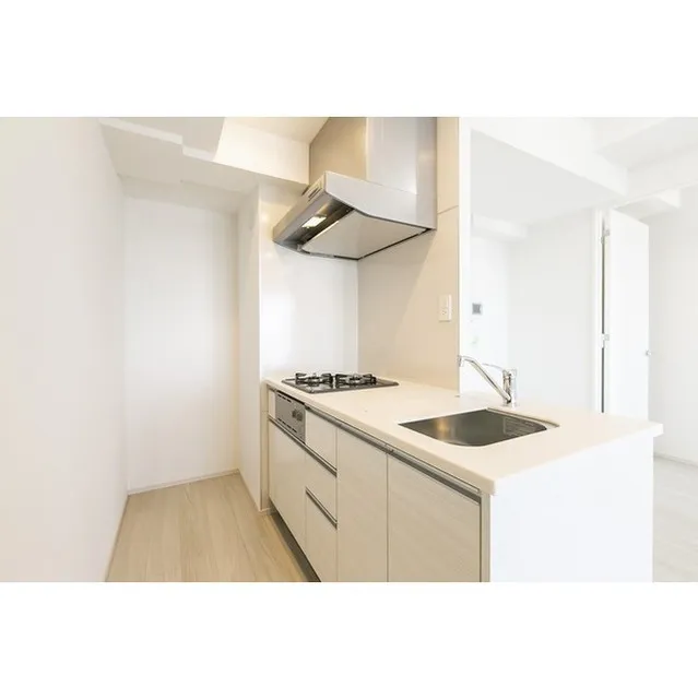 Comforia Nishiogikubo - Interior - ["Cabinetry", "Tap", "Countertop"]