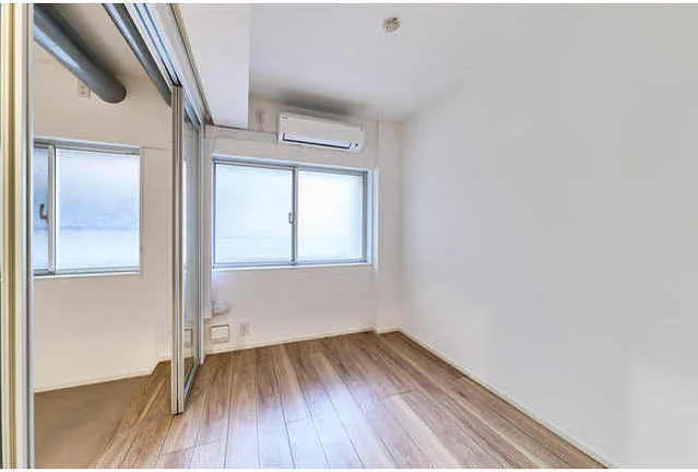Comforia Takenotsuka East - Interior - ["Flooring", "Floor", "Ceiling"]