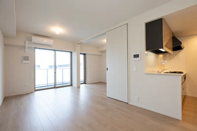 Abity Grande Kinuta - Interior - ["Fixture", "Building", "Window"]