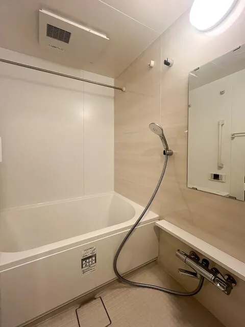 Brookside Residence Kiba - Interior - ["Flooring", "Plumbing fixture", "Floor"]
