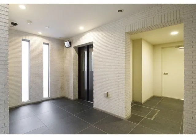 Comforia Azabujuban - Exterior - ["Property", "Ceiling", "Room"]