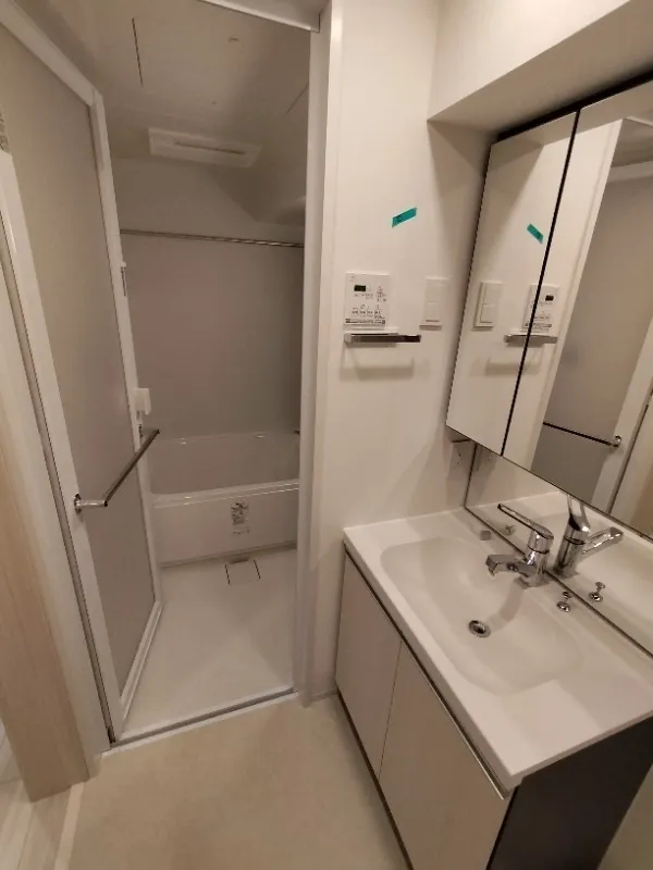 Season Flats Shin-Koenji - Interior - ["Floor", "Flooring", "Plumbing fixture"]