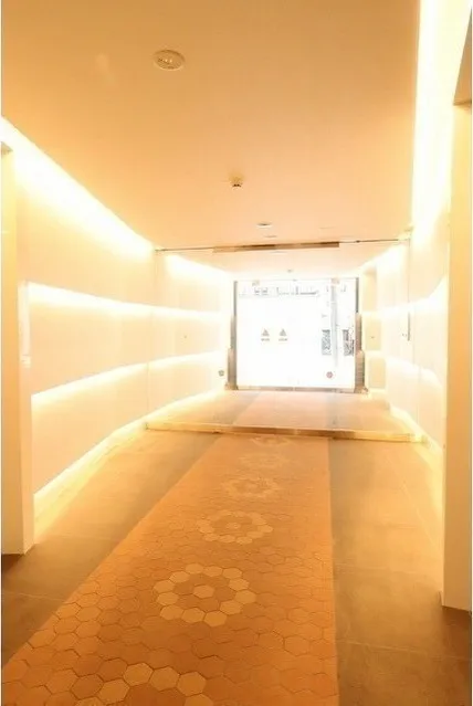 Comforia Fudomae - Exterior - ["Yellow", "Floor", "Property"]