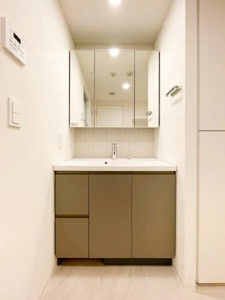 Brillia Ist Asakusa - Interior - ["Flooring", "Floor", "Interior design"]