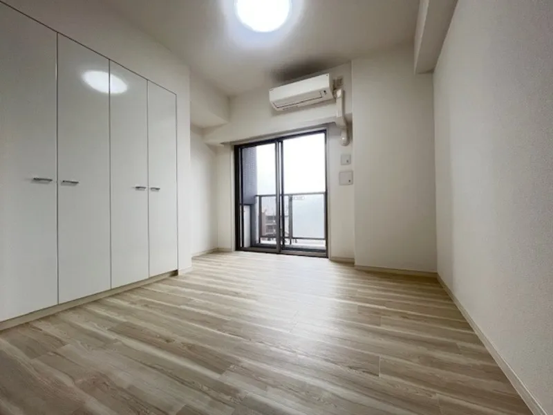 Premier Stage Komagome - Interior - ["Flooring", "Floor", "Wood flooring"]