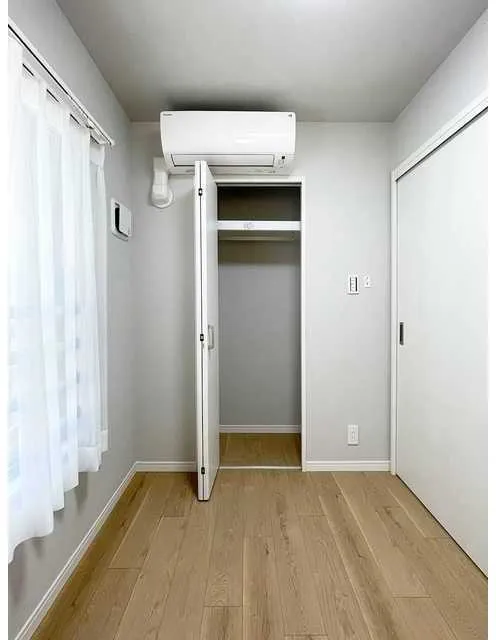 La Douceur Togoshi Ginza - Interior - ["Ceiling", "Home appliance", "Light fixture"]