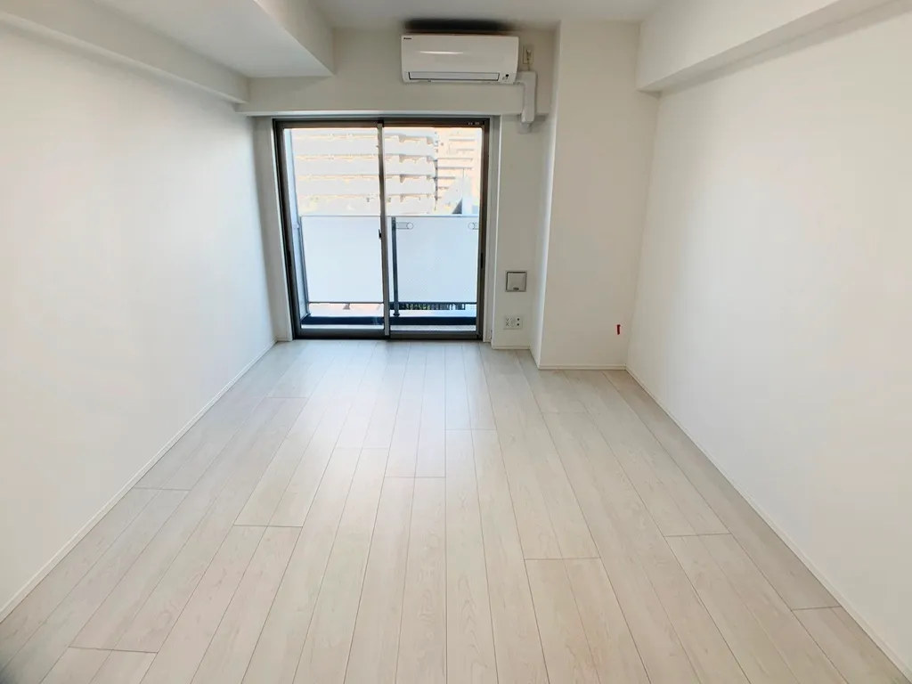Gran Casa Sumiyoshi - Interior - ["Flooring", "Floor", "Wood flooring"]