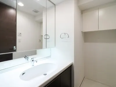 Lieto Court Arc Tower - Interior - ["Bathroom", "Property", "Room"]