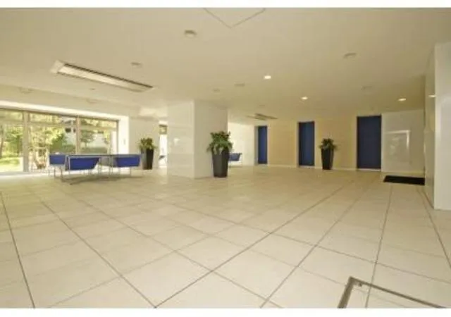 Park Cube Higashishinagawa - Exterior - ["Rectangle", "Plant", "Hall"]