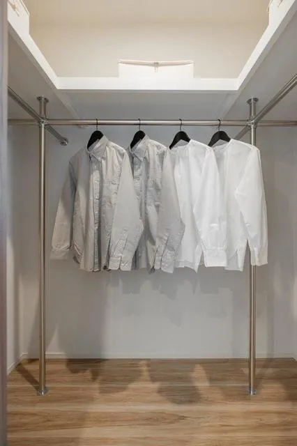 Geoent Shirokanedai - Interior - ["Clothes hanger", "Closet", "Silver"]