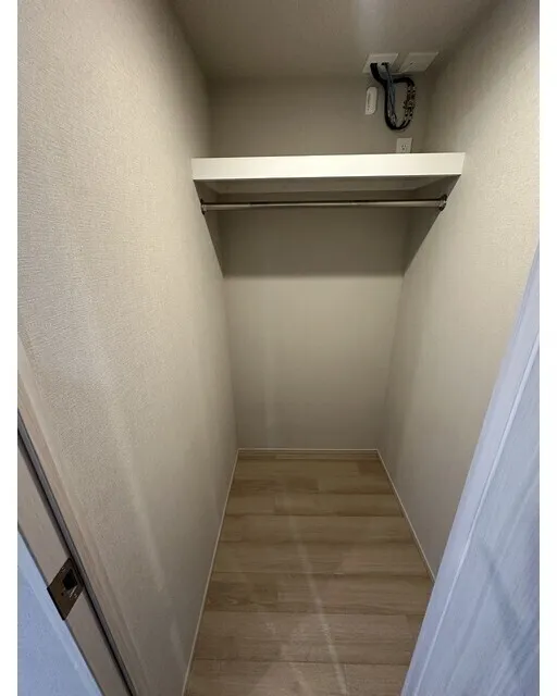 Wellis Urban Sumiyoshi West - Interior - ["Flooring", "Floor", "Hardwood"]