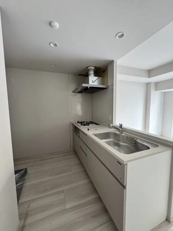 Lumiec Kinshicho - Interior - ["Floor", "Flooring", "Apartment"]