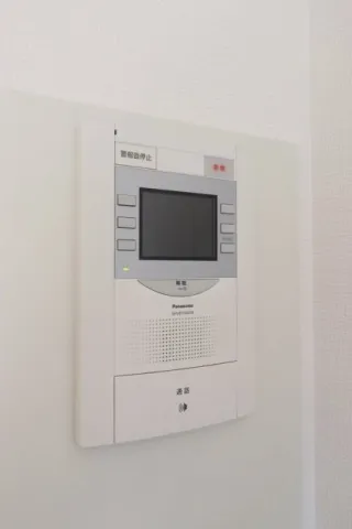 Flor Sugamo - Interior - ["Technology", "Machine", "Home Security"]