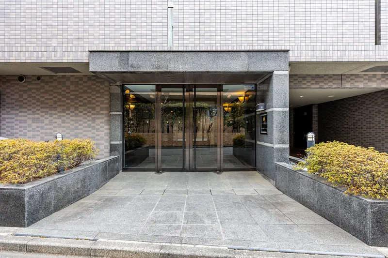 Louvre Nakano Shirasagi - Exterior - []