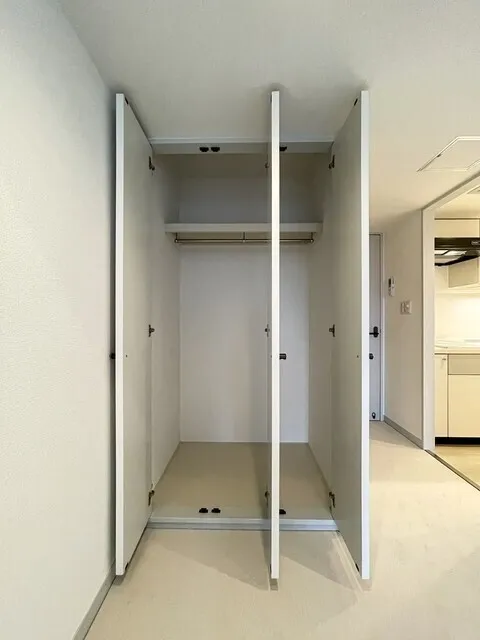 Ebisu Garden Terrace - Interior - ["Flooring", "Floor", "Door"]