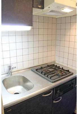 Brides Kanda - Interior - ["Kitchen stove", "Kitchen Sink", "Kitchen"]