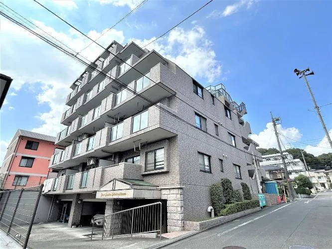 Lions Mansion Keio Minamiosawa Room 301