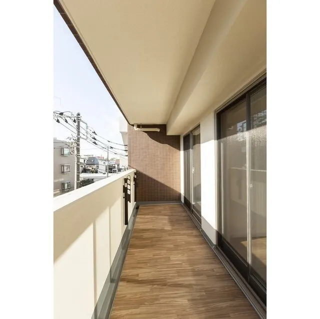 Century Oyamadai Grace - Interior - ["Wood", "Fixture", "Flooring"]