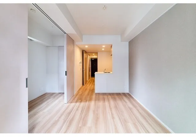 Lefon Progres Akabane Marks - Interior - ["Flooring", "Floor", "Wood flooring"]