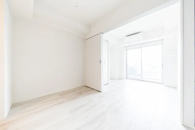 Lions Forsia Gotanda - Interior - ["Building", "Window", "Wood"]