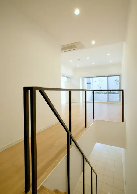 Castalia Shiba-Koen - Interior - ["Wood", "Fixture", "Flooring"]