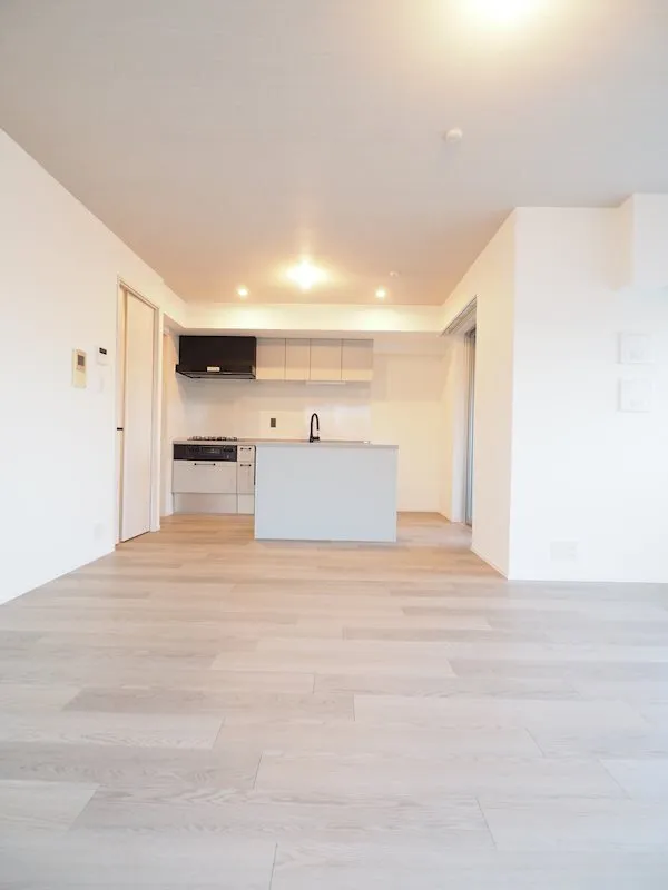 Residia Tower Kamiikebukuro (Tower Building) - Interior - ["Floor", "Flooring", "Wood flooring"]