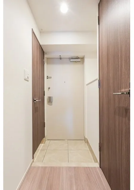 Comforia Liv Nagafukucho - Interior - ["Flooring", "Wood", "Floor"]