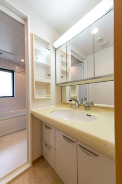 York Residence - Interior - ["Property", "Room", "Bathroom"]