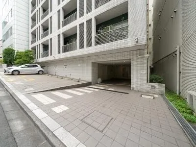 Cabin Arena Akasaka - Exterior - ["Apartment", "Condominium", "High-rise building"]