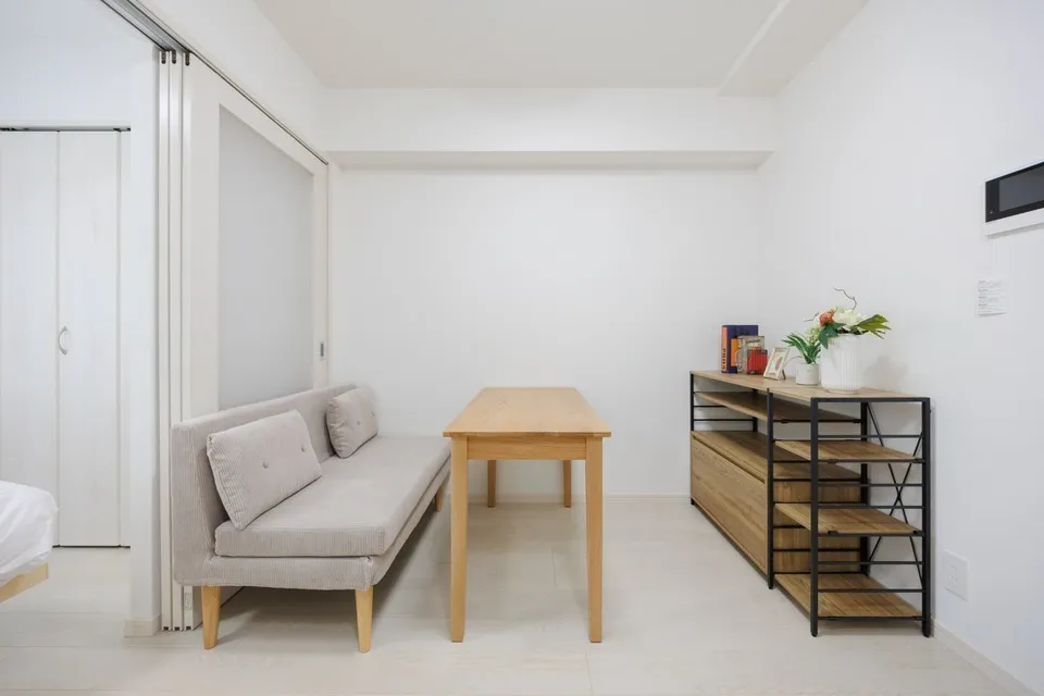 Hmlet Morishita II - Interior - ["Furniture", "Flooring", "Floor"]