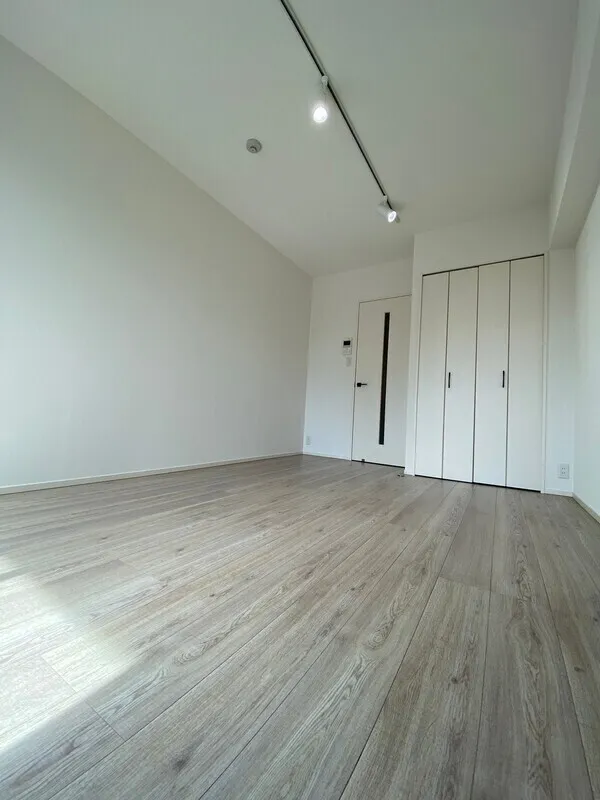 Struth Plus Nishinippori - Interior - ["Flooring", "Floor", "Wood flooring"]