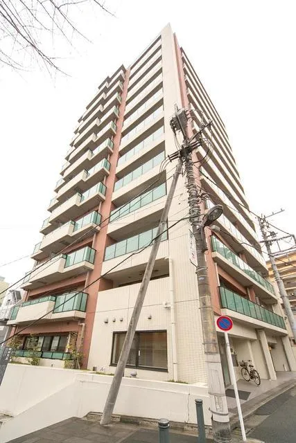 Qualia Chiyoda Ochanomizu - Exterior - ["Building", "Sky", "Skyscraper"]