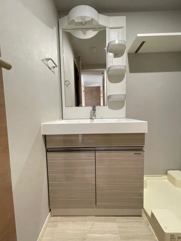 Prince Residia Place - Interior - ["Flooring", "Plumbing fixture", "Bathroom cabinet"]