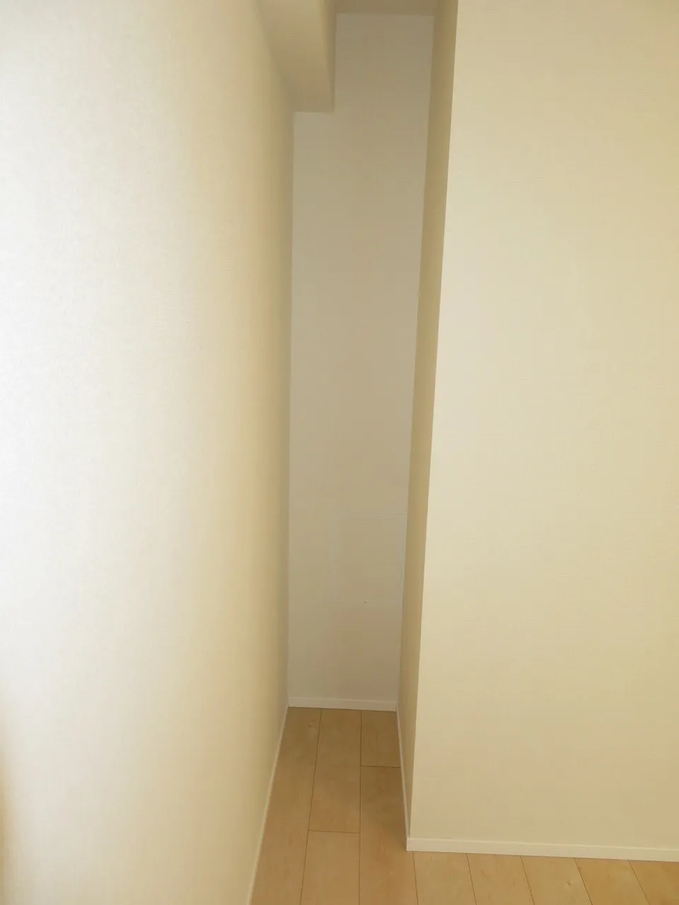 The Park Cross Monzen-Nakacho - Interior - ["Wood", "Fixture", "Flooring"]