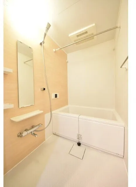 Prendre Higashi Shinjuku - Interior - ["Flooring", "Floor", "Plumbing fixture"]