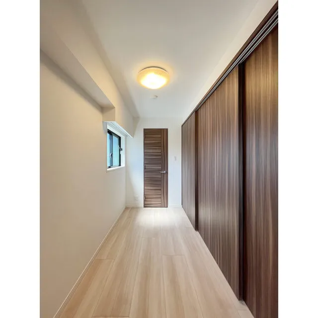 BPR Residence Asakusa - Interior - ["Building", "Window", "Wood"]