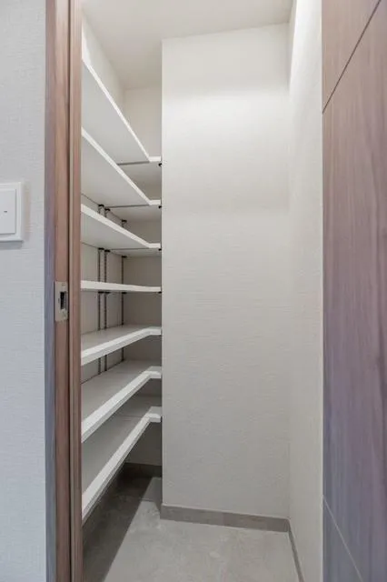 Geoent Shirokanedai - Interior - ["Flooring", "Wood", "Floor"]