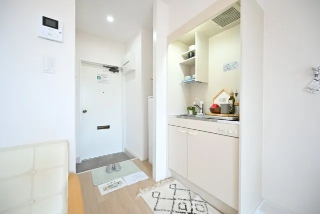 Manoa Tamagawa No. 1 - Interior - ["Interior design", "Floor", "Flooring"]