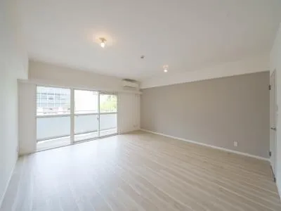 River City 21 East Towers 7 - Interior - ["Flooring", "Floor", "Wood flooring"]