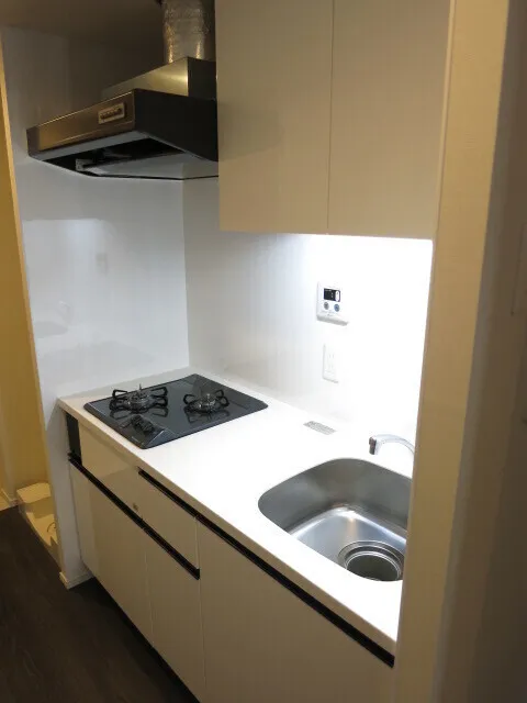 A-Standard Shibaura - Interior - ["Tap", "Sink", "Plumbing fixture"]