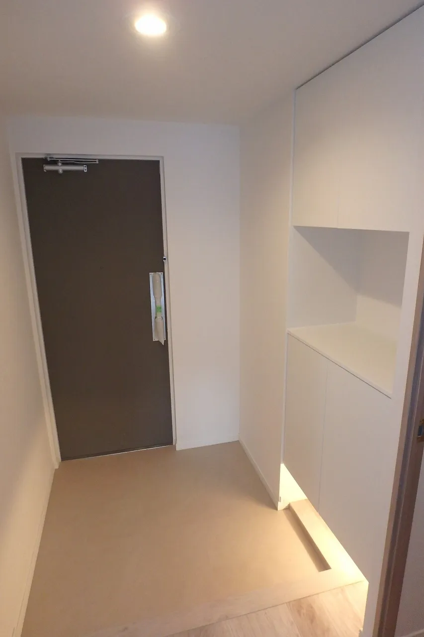 Green Homes 2 - Interior - ["Fixture", "Building", "Wood"]