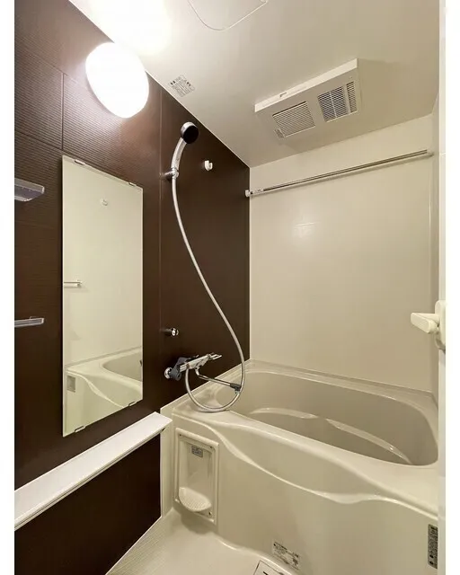 Comforia Liv Kayabacho - Interior - ["Plumbing fixture", "Flooring", "Interior design"]