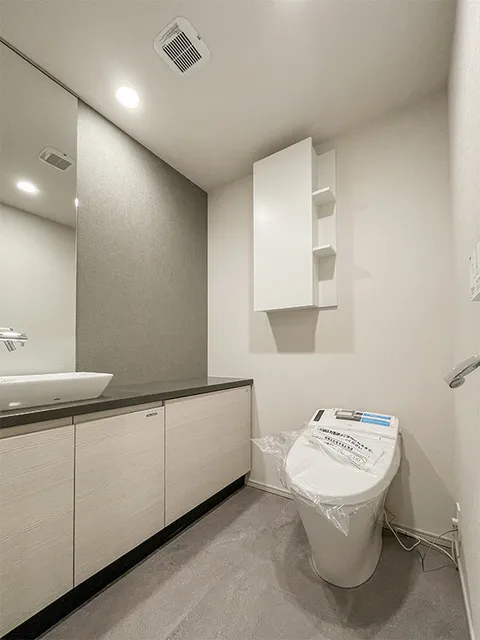 Royal Parks Shinagawa - Interior - ["Flooring", "Interior design", "Floor"]