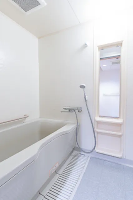 Mejirodai Garden - Interior - ["Bathtub", "Property", "Plumbing fixture"]
