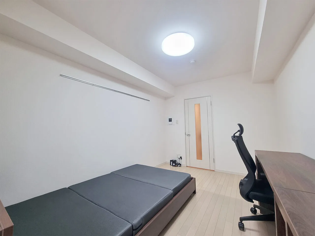 Mynavi STAY Higashioi - Interior - ["Furniture", "Flooring", "Floor"]