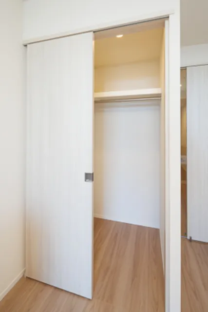 LEGASIS Nakameguro - Interior - ["Wood", "Flooring", "Floor"]